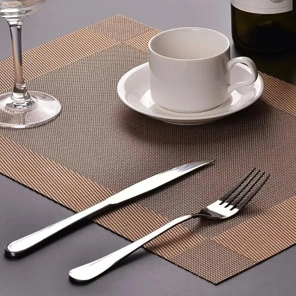 Kit 6 Peças Jogo Americano Retangular - Sousplat para Mesa Posta, Lavável e Resistente (Marrom)